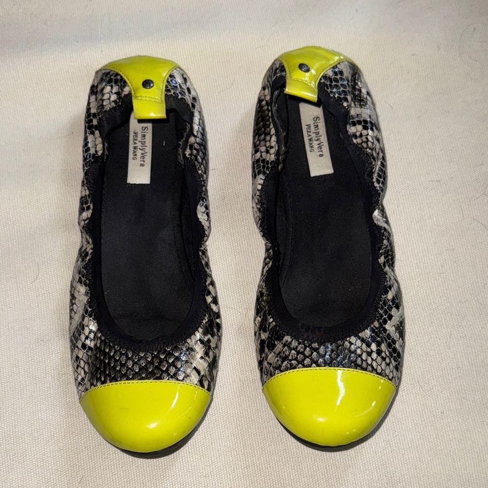 Simply Vera Vera Wang Snake Print Flats - Neon Yellow and Black